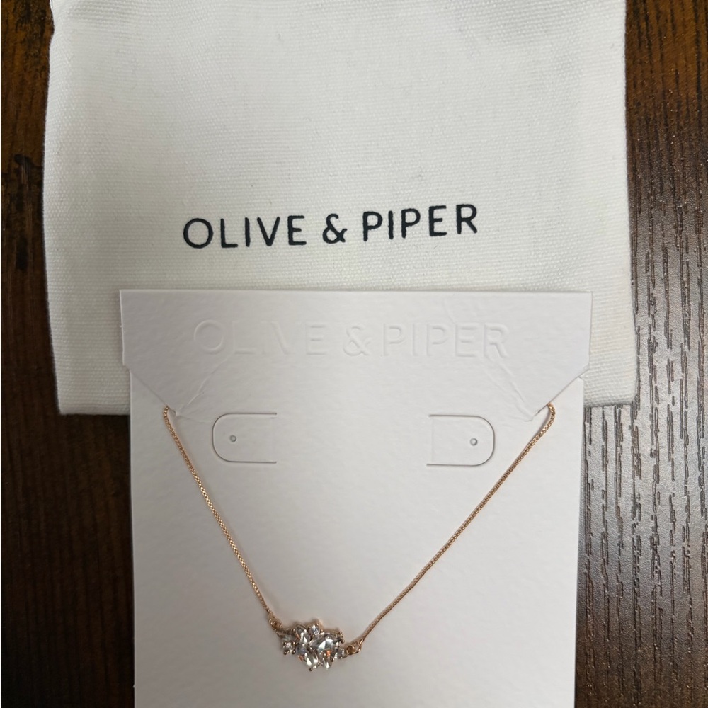 Essie Pendant - Picture 5 of 7
